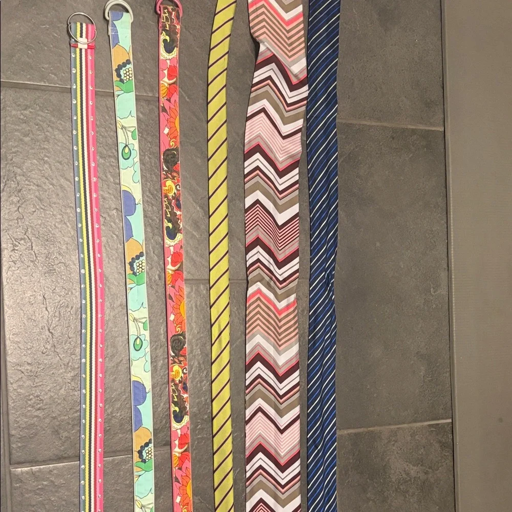 Old Navy Women Belt mixed lot Of 6 - All 6 for $15